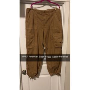 American Eagle Outfitters Tan Cargo Jogger Pants